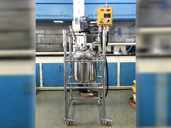 上?？婆d儀器與上海某實業(yè)公司合作